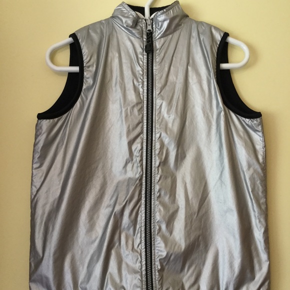Reversible Boys Vest - Picture 2 of 4